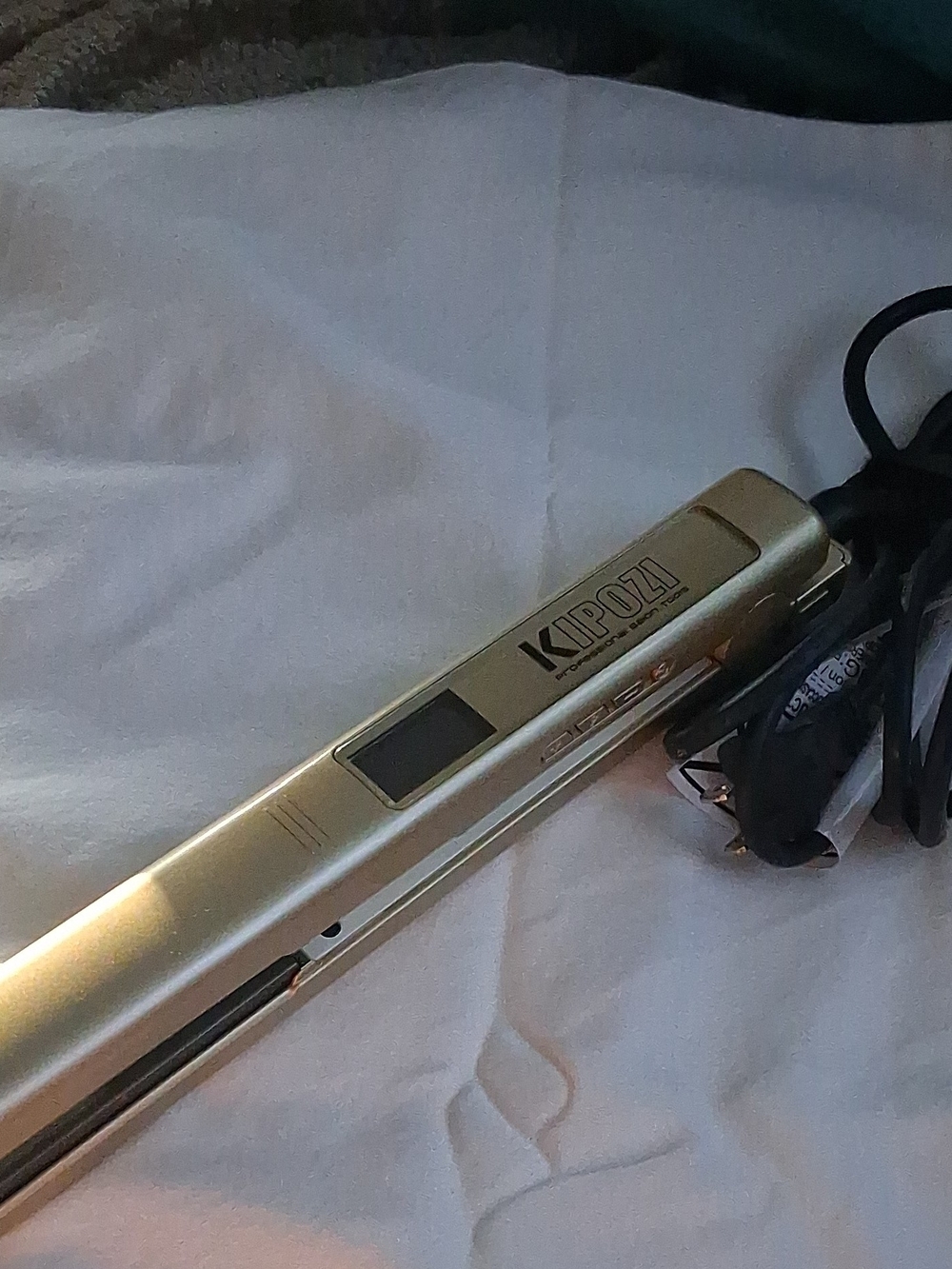 KIPOZI Gold Flat Iron Hair Straightener